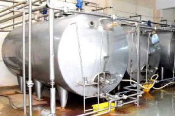 Overhead Process Milk Tanks