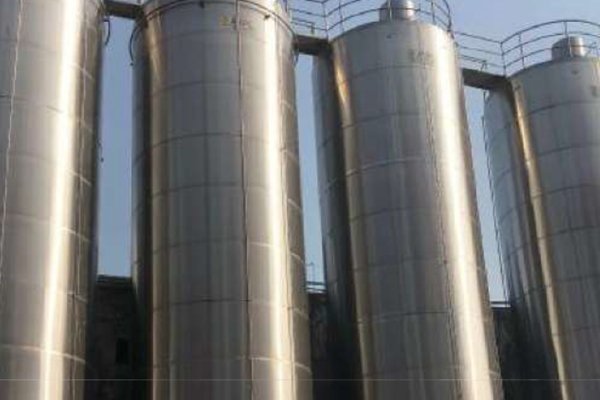 Raw / Process Milk Silos upto 200KL Capacity