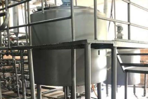 Basundi--Kulfi-Kettle